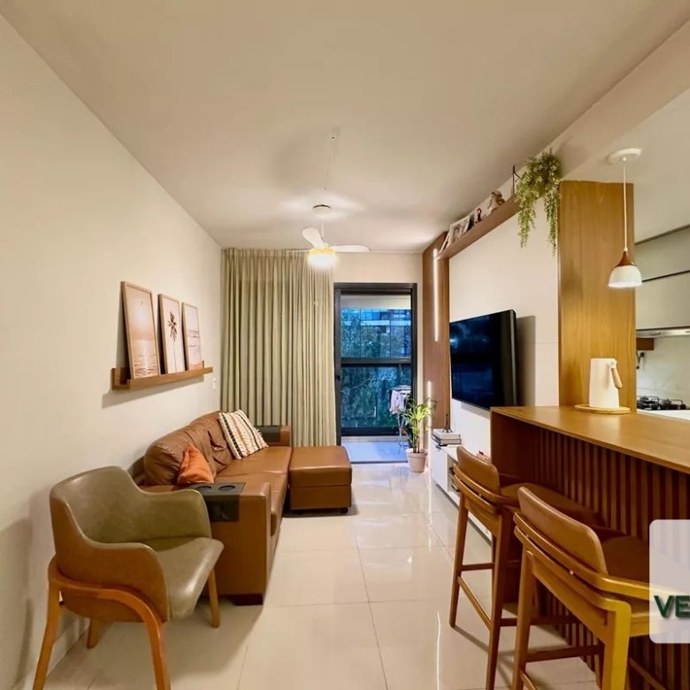 Apartamento mobiliado de 2 quartos com suíte e vaga para alugar no Flamengo