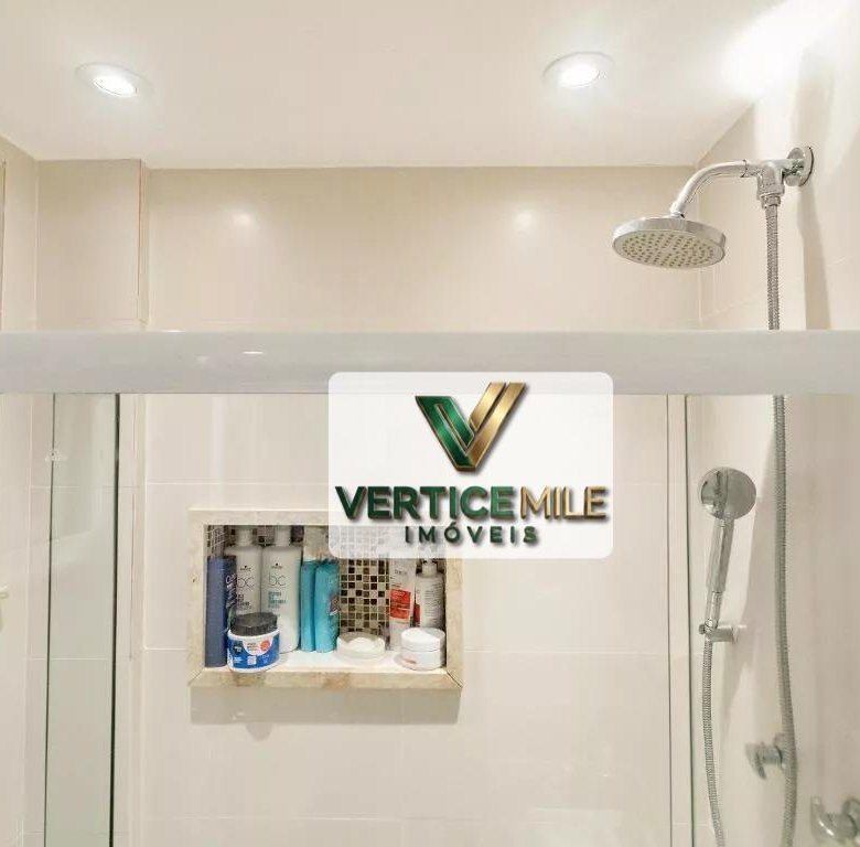 Apartamento reformado de 3 quartos com vaga em Laranjeiras Mobília Edificio Araxa