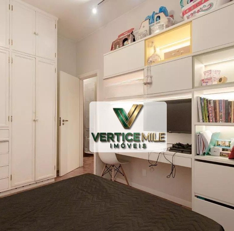 Apartamento reformado de 3 quartos com vaga em Laranjeiras Mobília Edificio Araxa