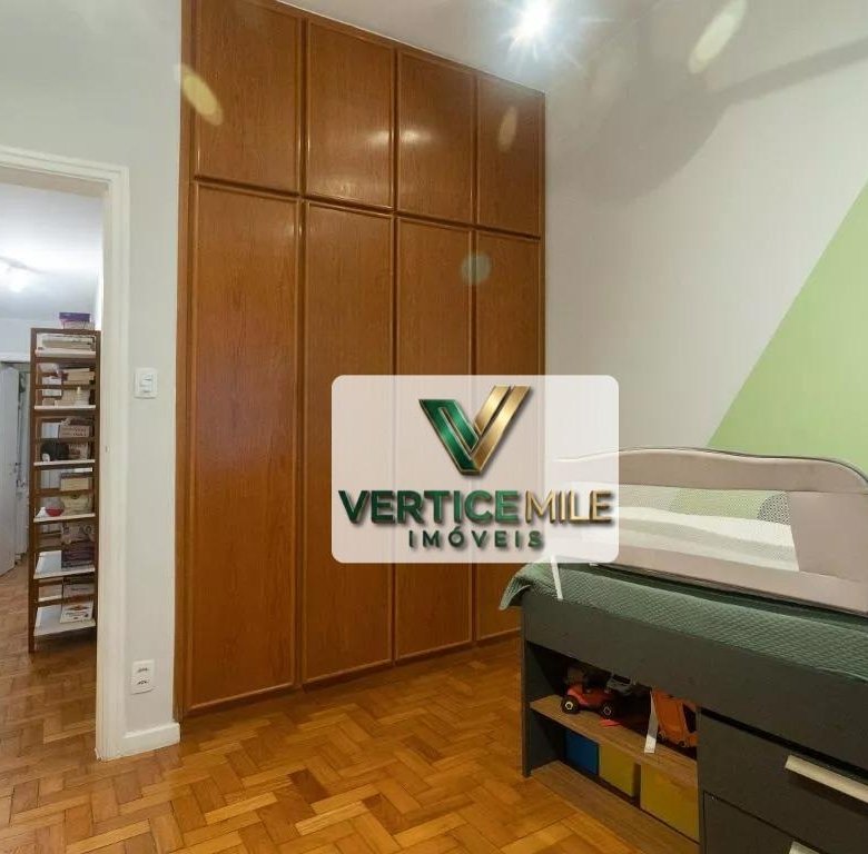 Apartamento reformado de 3 quartos com vaga em Laranjeiras Mobília Edificio Araxa